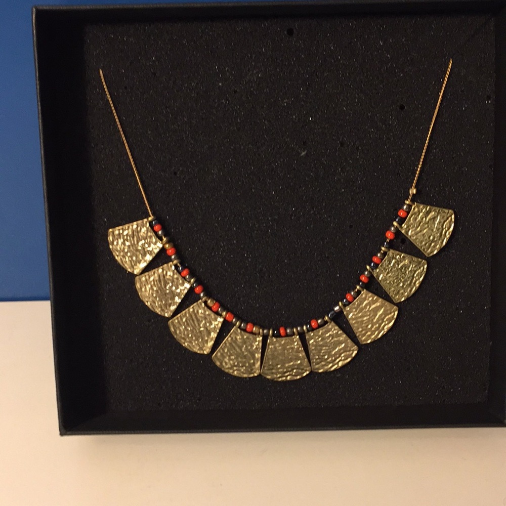 NIB statement Necklace